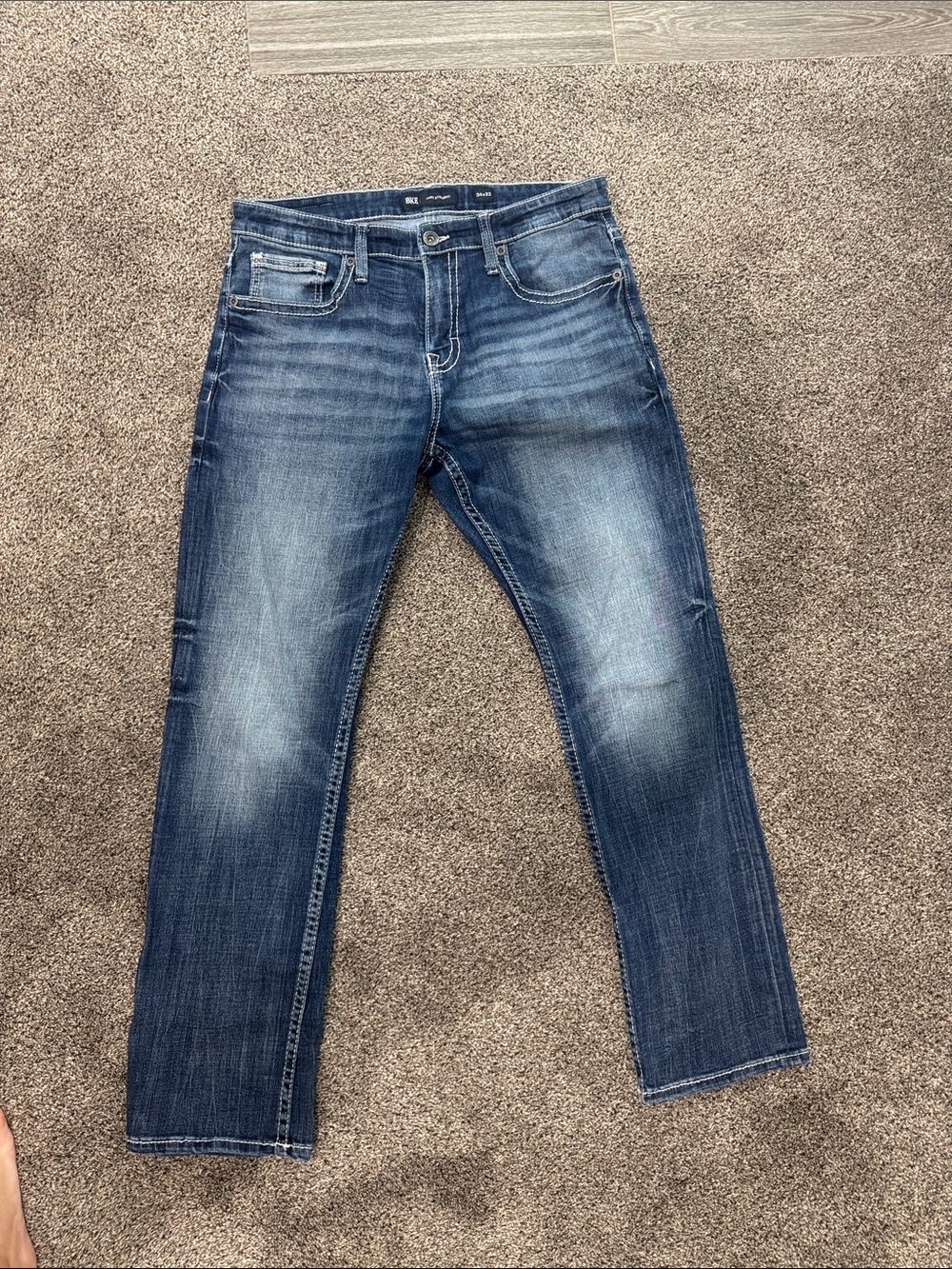 BKE Men's Medium Blue Washed Straight Jeans barely worn